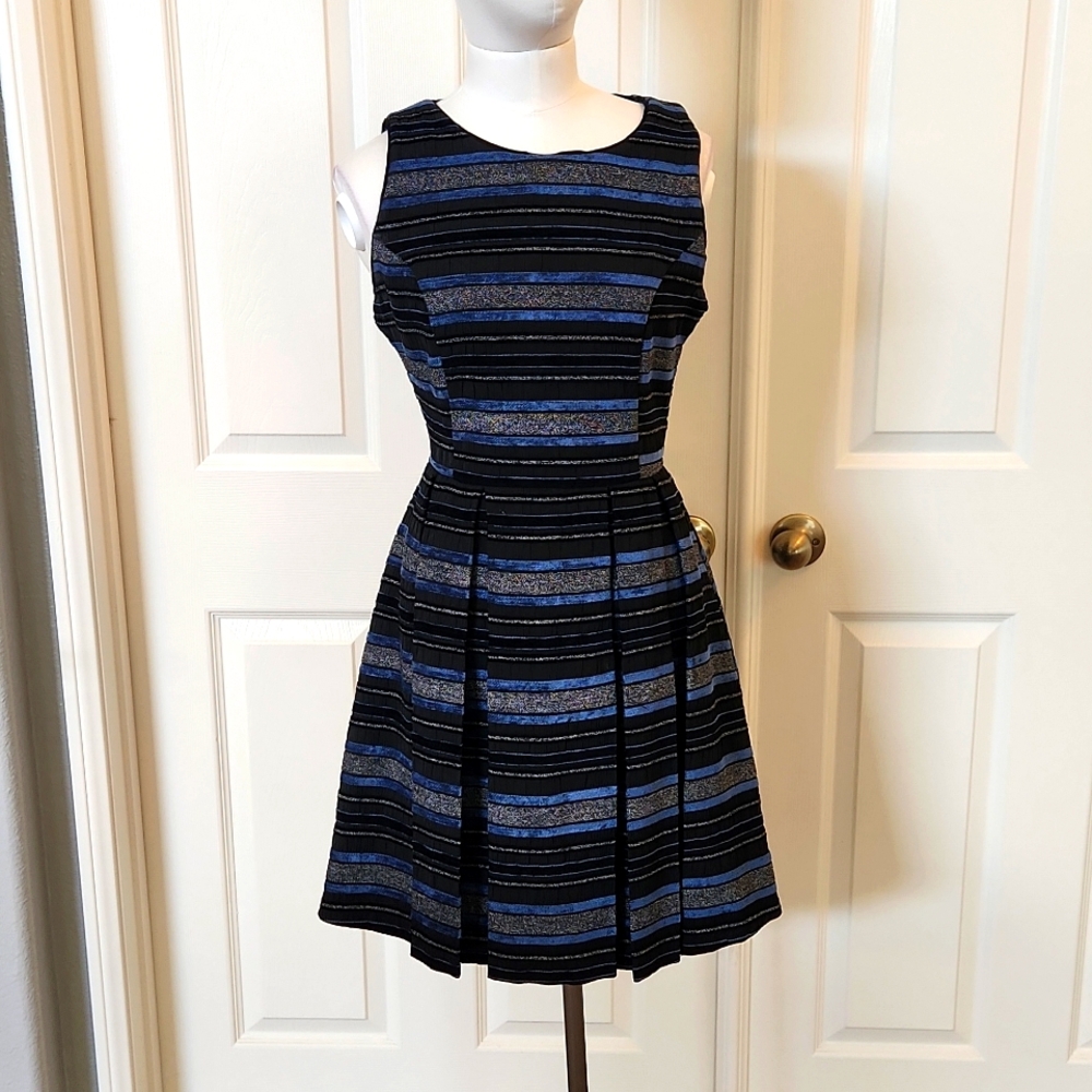 Forever 21 Contemporary Striped dress